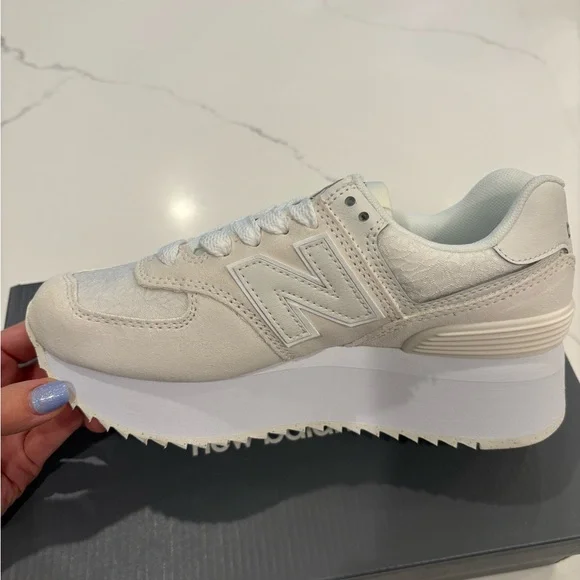 NEW BALANCE 574+ PLATFORM SNEAKER - Picture 9 of 16